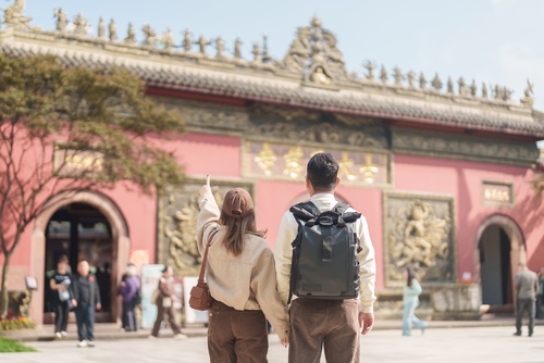 What to Wear in Asia